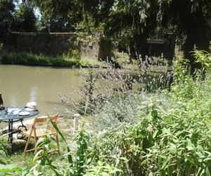 Millepetit Cottage by the Canal du Midi Trebes France