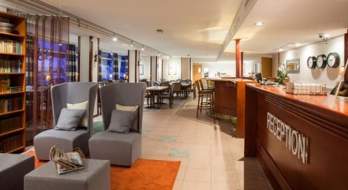 Hotel Photo 9