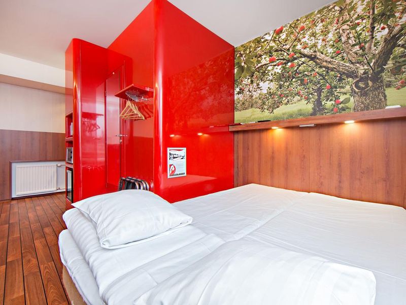 Hotel Photo 1