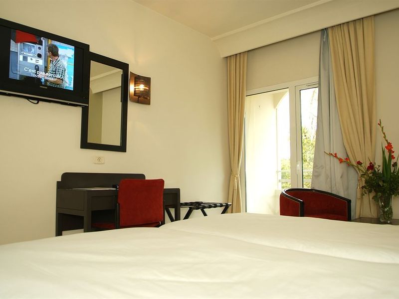 Hotel Photo 1