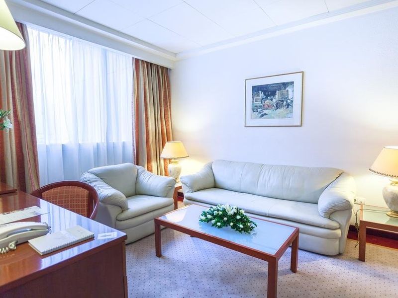 Hotel Photo 4