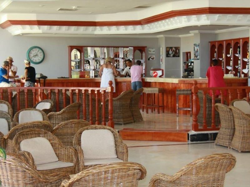 Hotel Photo 8
