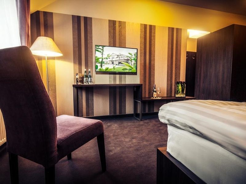 Hotel Photo 1