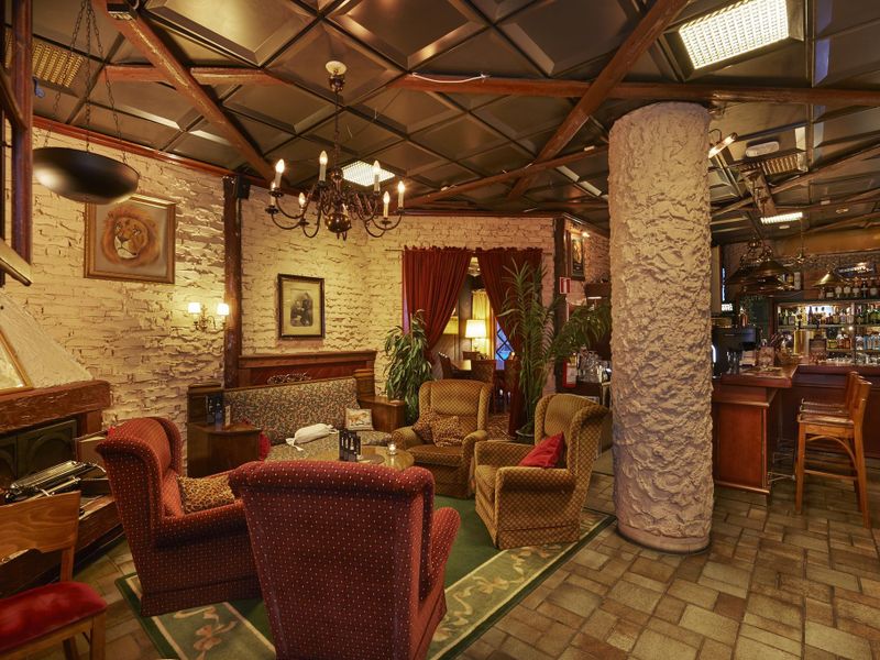 Hotel Photo 6
