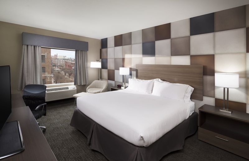 Holiday Inn Express & Suites Oklahoma City Downtown – Bricktown, an IHG Hotel