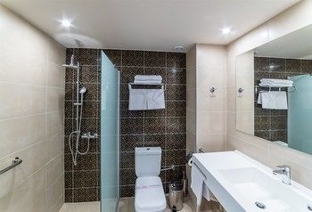 صورة الفندق 8