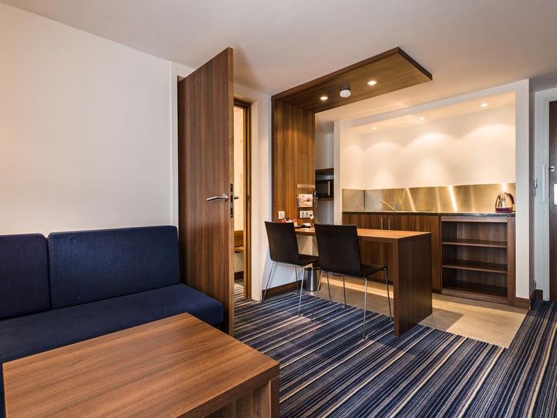 Hotel Photo 6