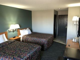 Hotel pic Countryside Inn & Suites