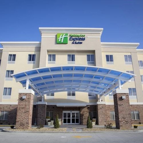 Photo of Holiday Inn Express and Suites Edwardsville, an IHG Hotel