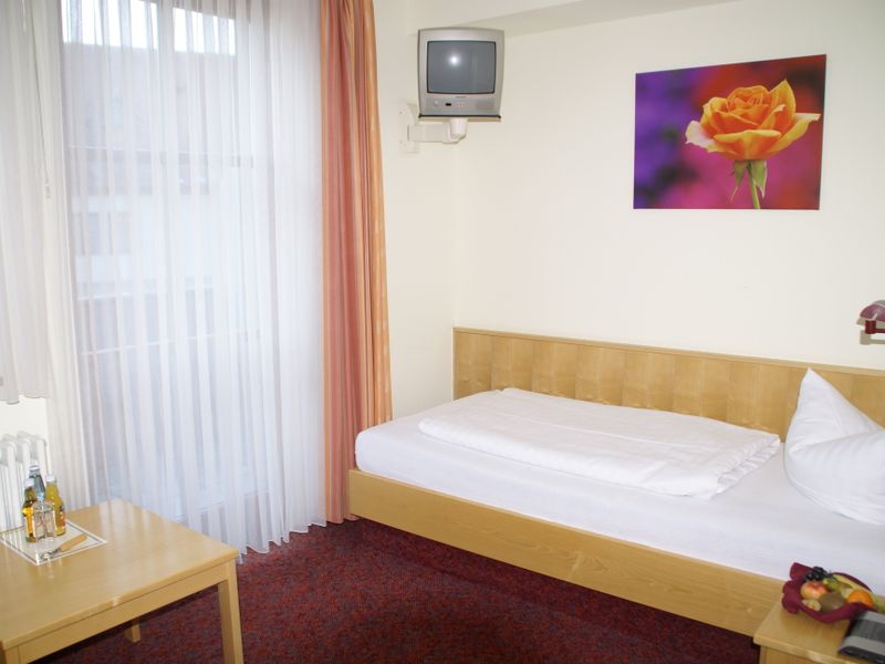 Hotel Photo 1