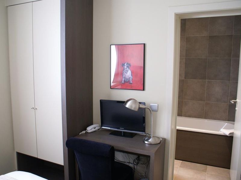 Hotel Photo 4