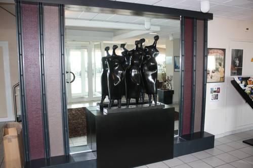 Hotel Photo 12