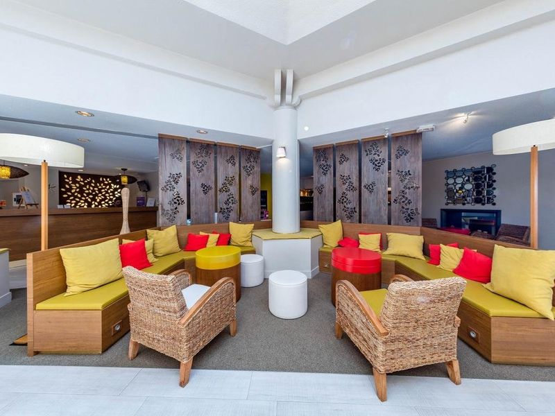 Hotel Photo 6