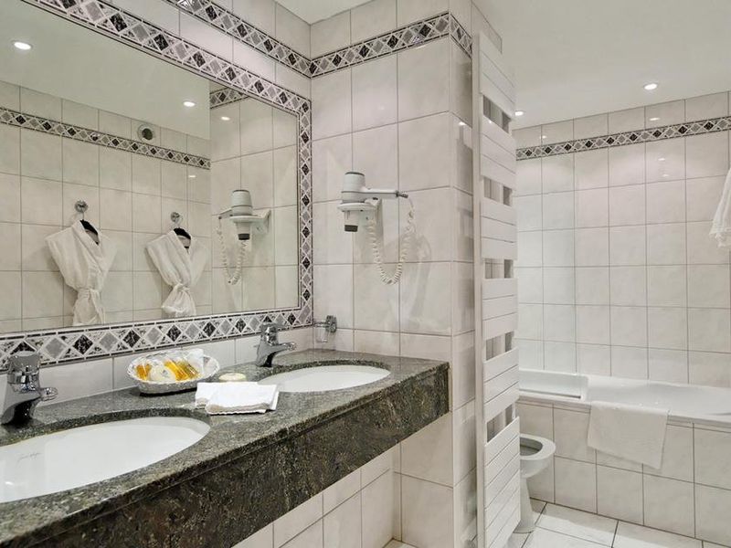 Hotel Photo 7