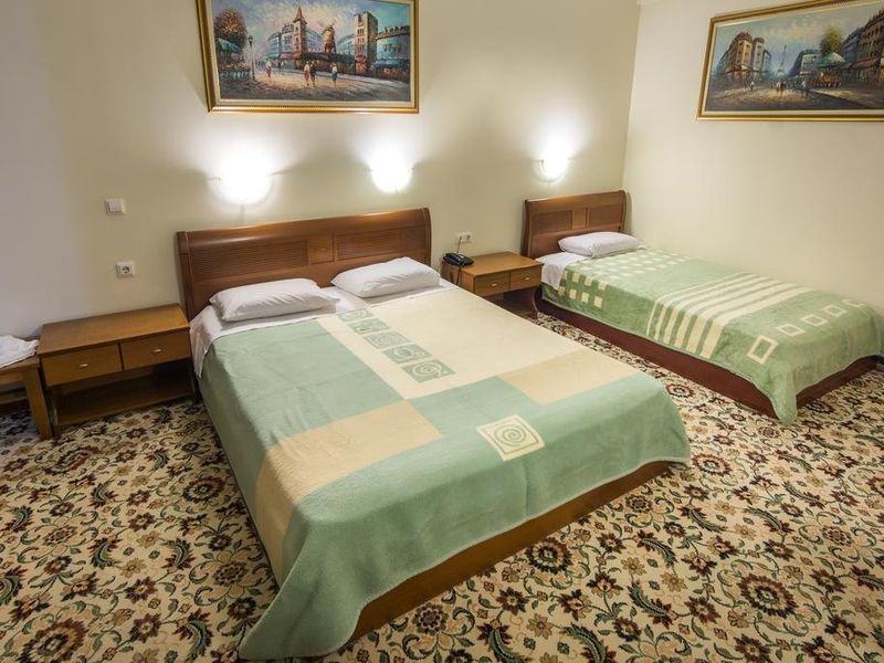Hotel Photo 5