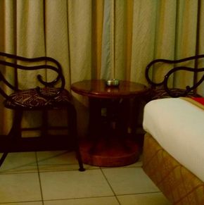 NearBy Hotel