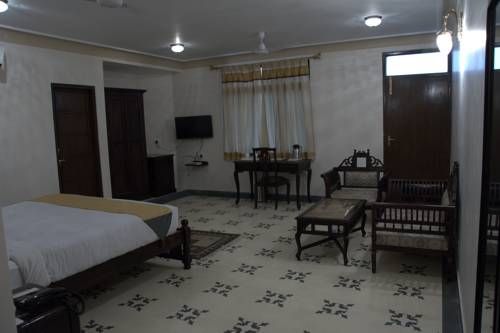 Hotel Photo 9