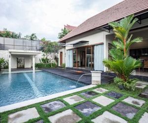 Putri Bali Villa Seminyak Indonesia