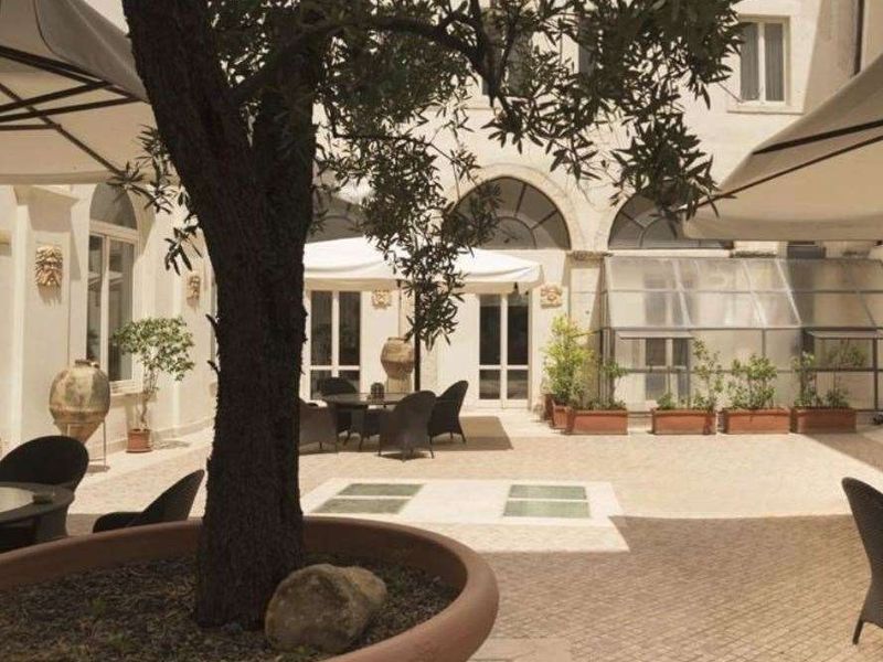 Hotel Photo 19