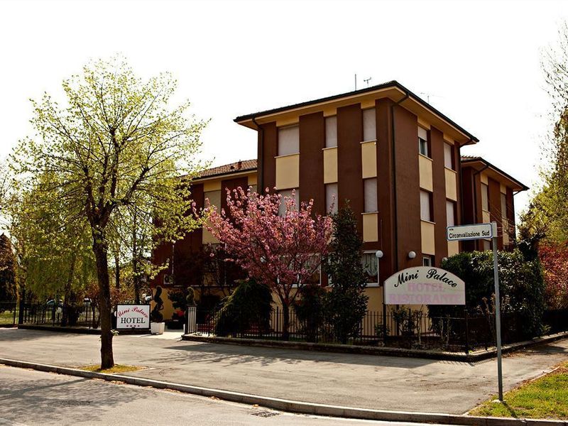 Hotel Photo 24