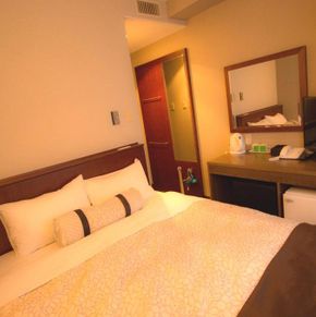 NearBy Hotel
