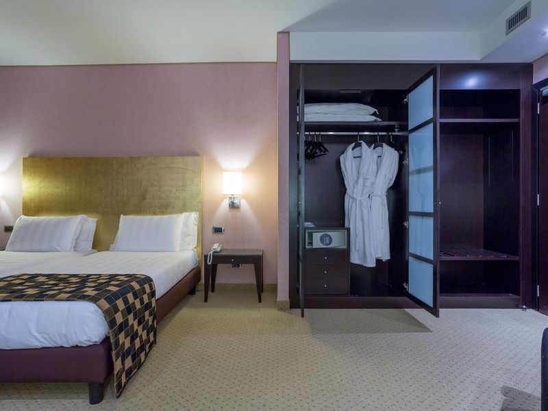 Hotel Photo 4
