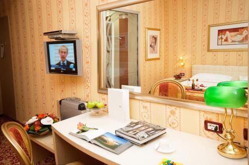 Hotel Photo 5
