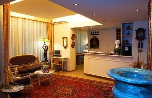 Hotel Photo 12