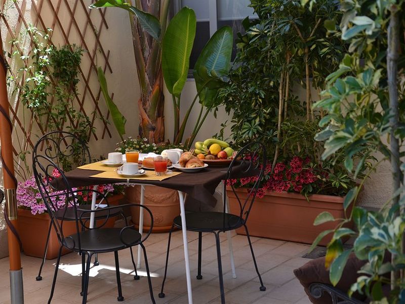 Hotel Photo 23