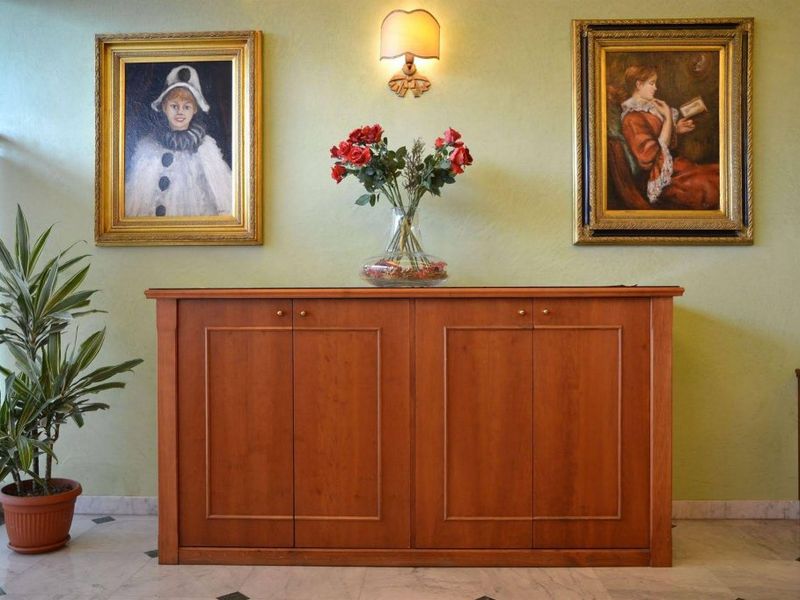Hotel Photo 11