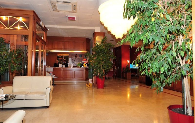 Hotel Photo 8