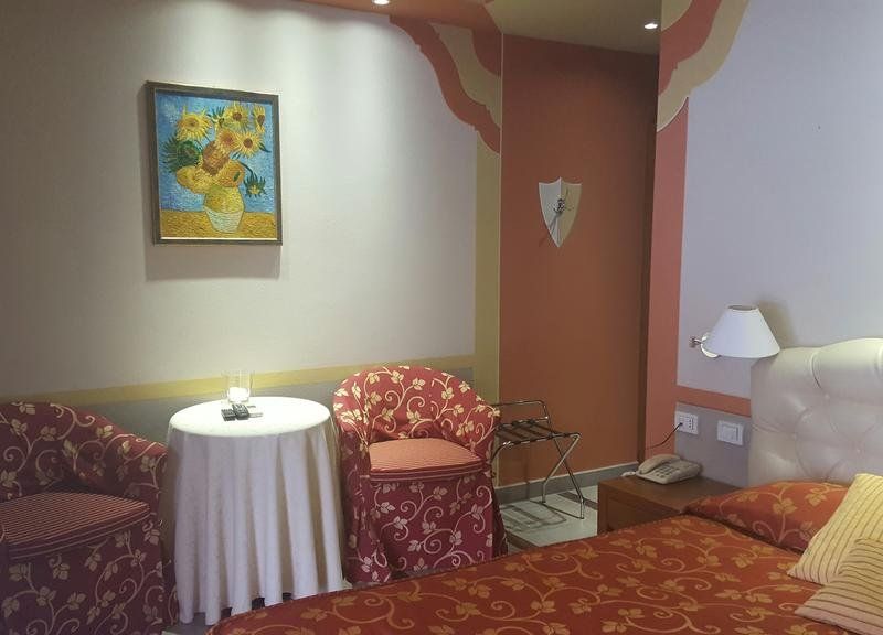 Hotel Photo 11