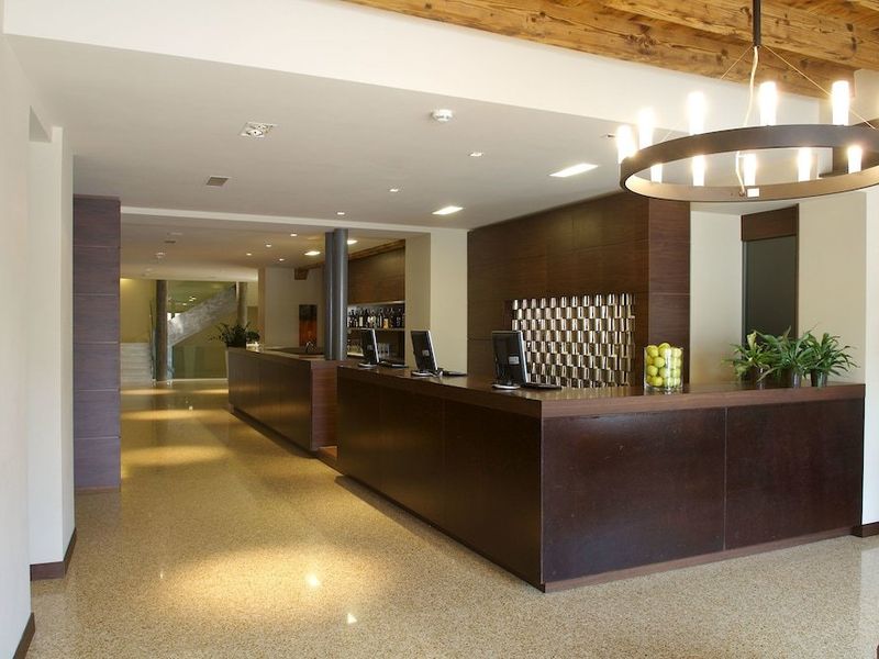 Hotel Photo 12