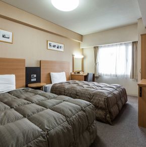 NearBy Hotel