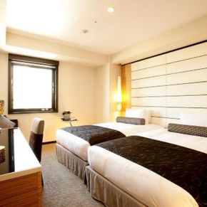 NearBy Hotel