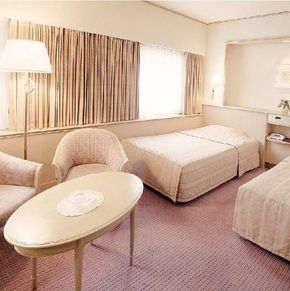 NearBy Hotel