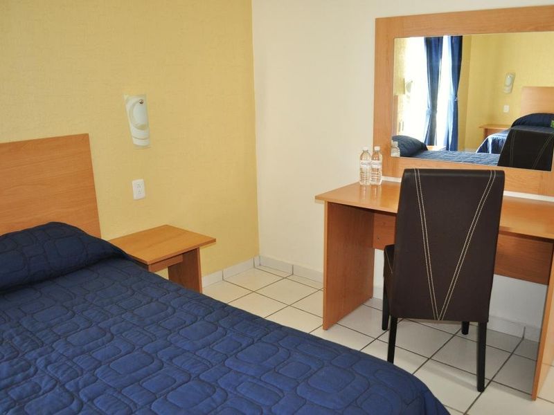 Hotel Photo 6