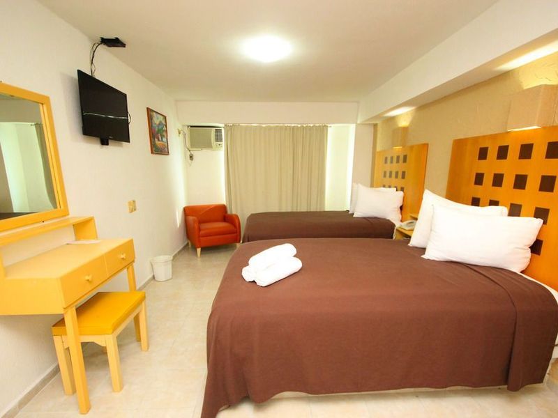 Hotel Photo 3