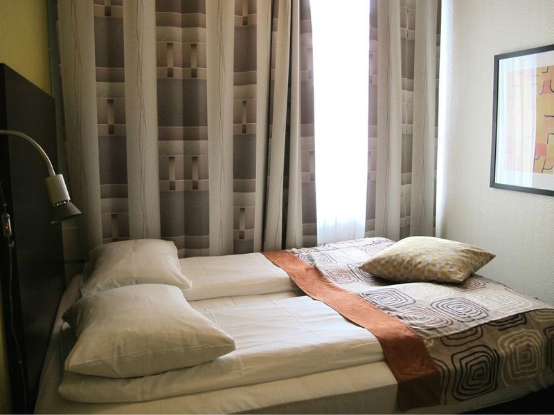 Hotel Photo 1