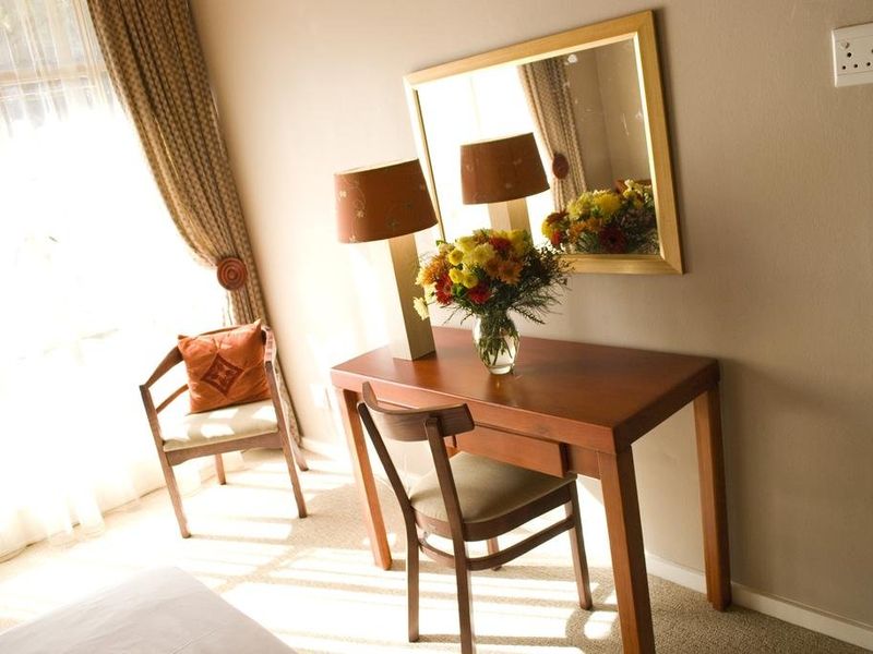 Hotel Photo 12