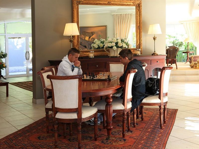 Hotel Photo 11