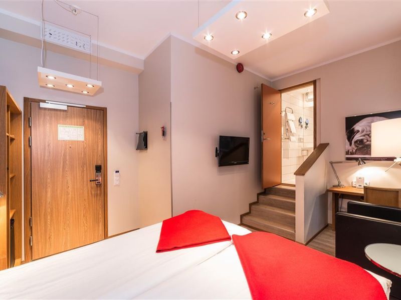 Hotel Photo 8