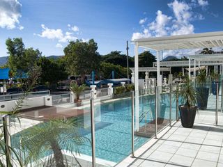 Фото отеля Waters Edge Apartment Cairns