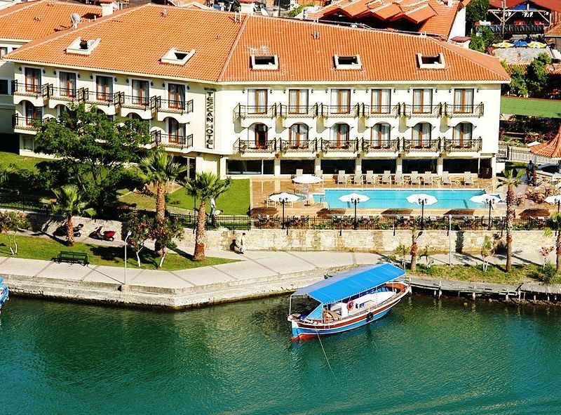 Hotel Photo 1