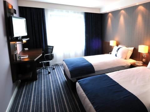 Holiday Inn Express London Heathrow T5, an IHG Hotel