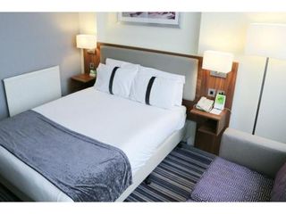 Фото отеля Holiday Inn Runcorn M56 Junction 12, an IHG Hotel