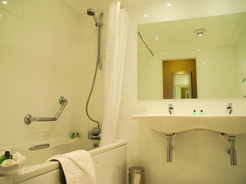 Hotel Photo 9