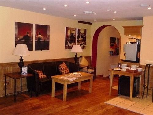 Hotel Photo 12
