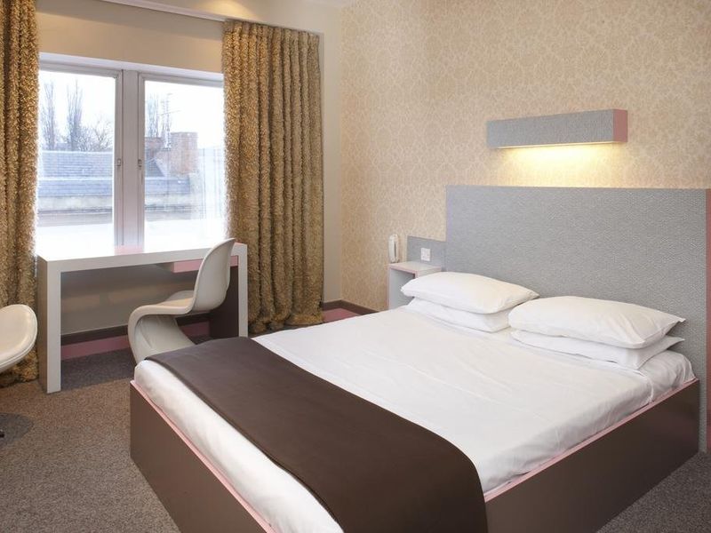Hotel Photo 1