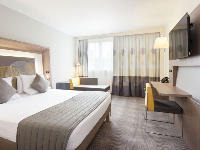 Hotel Photo 1